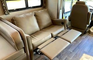 Very Low Mileage 2020 Jayco Alante 26X