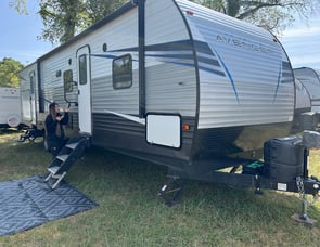 Prime Time RV Avenger 32BHS