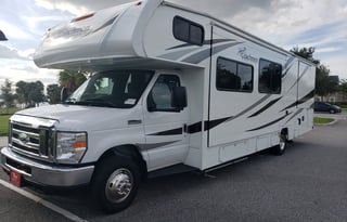 2021 RESORT STYLE RV LIVING !  32 FT Coachman Freelander