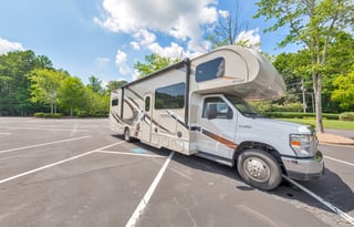 "Fourwinds Funhaus" - 6 bed Bunkhouse C Class RV