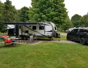 Palomino SolAire Ultra Lite 258RBSS