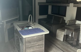 2020 Highland Ridge RV Silverstar SF427BHS