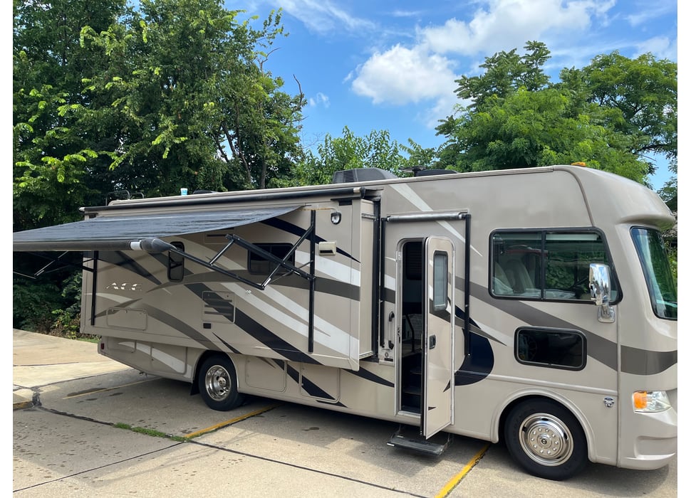 Class A Motor Home rentals in Cincinnati