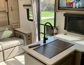 Forest River RV Rockwood Mini Lite 2104S