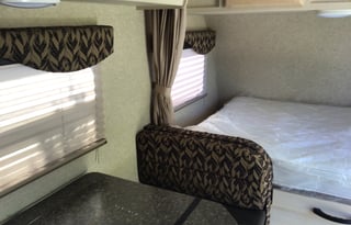 2017 Winnebago BH1700