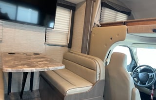 2023 Thor Motor Coach Quantum SE SE31 Ford