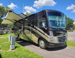 Thor Motor Coach Challenger 37KT