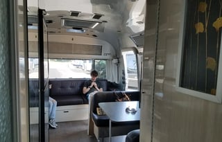 2018 Airstream International Serenity 28 ft