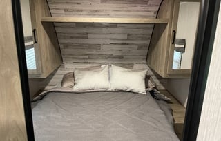 2021 Palomino Puma XLE Lite 27RBQC