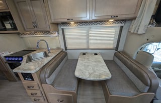 Thor Daybreak | Comfy and Well-Built Class C RV