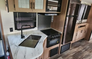 The Avenger. Delivery Only. Linens provided.