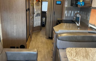 2019 Thor Windsport - Class A Comfort!