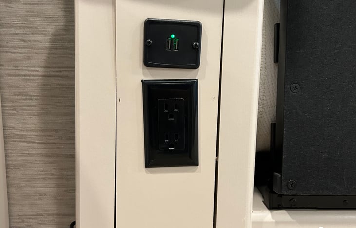 Multiple USB plug ins