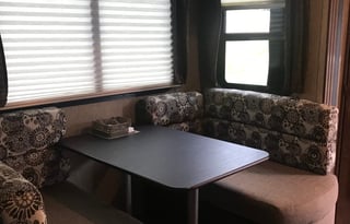 2018 Keystone Outback HAL437