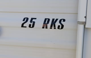 25' JAY FLIGHT SLEEPS 6 COMES FULLY STOCKED