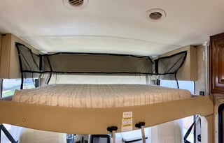 Luxury 2018 Thor Miramar RV Adventure