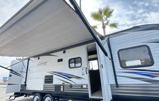 T3 2019 Salem Cruise Sleeps-10!! Huge Space