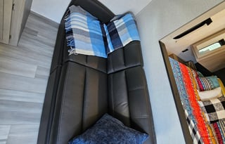 Holly the Springdale Family Bunkhouse