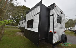"The Hideout" - 2020 Keyston bunkhouse with 1.5 Bath