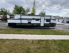 Forest River RV Wildwood X-Lite 273QBXL