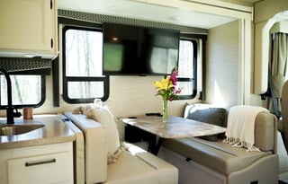 BRAND NEW Family Friendly Class A RV, Sleeps 8