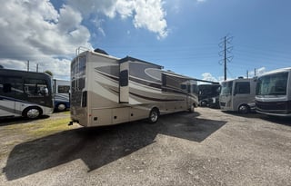 Chief Carl's Caravan- 2016 Fleetwood Bounder 35K