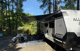 Turn-Key Getaway: Delivered & With Starlink!