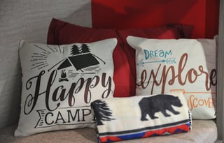 Funky Class C RV w/ 2 Bunks + Queen Suite Sleeps 8