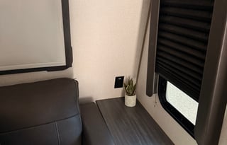 2021 Keystone RV Sprinter Limited 330KBS