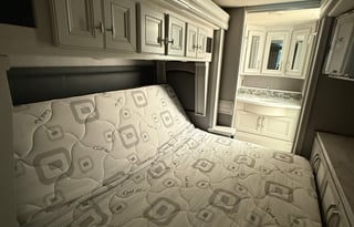 Leo's Legend- 2022 Holiday Rambler Navigator