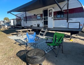 Prime Time RV Avenger 32BHS