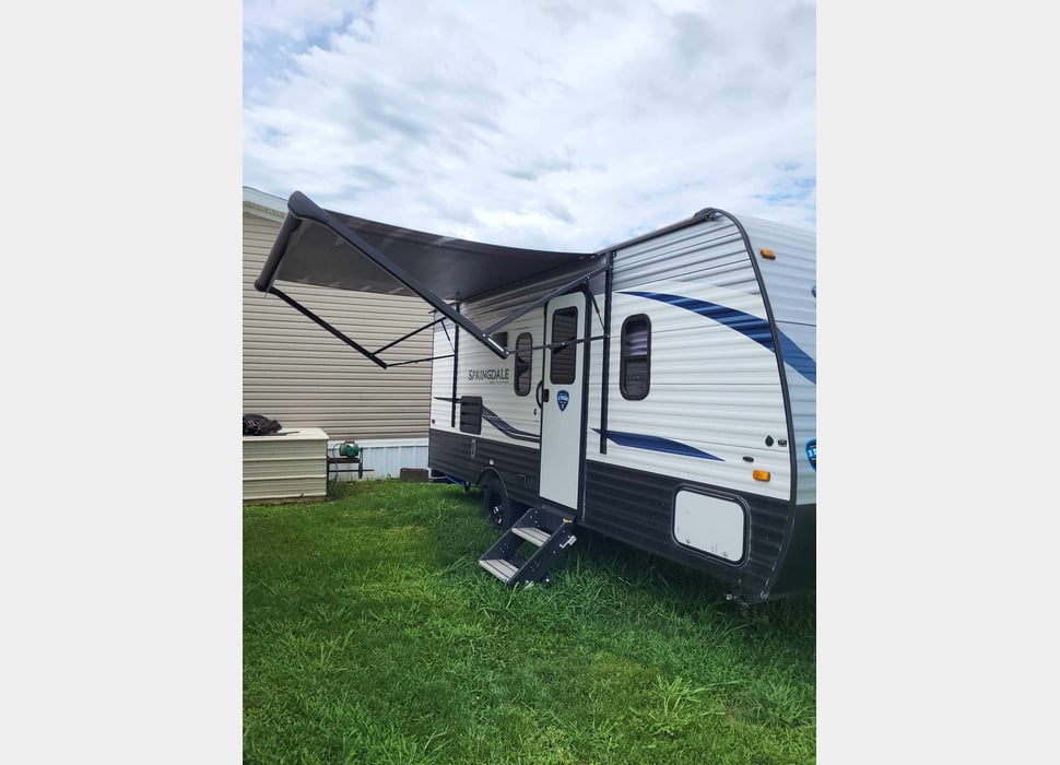 Travel Trailer rentals in Leighton