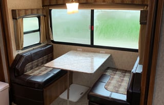 2016 27ft with bunk beds sleeps up to 8