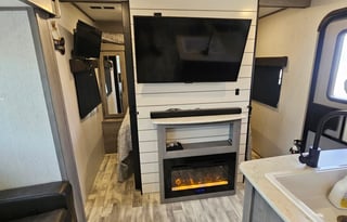 2021 Dutchmen RV Kodiak SE 28SBH