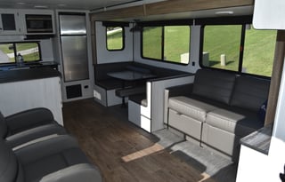 2022 Heartland Trail Runner 27RKS Carolina Skys