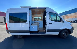 Scenic Vans' "The Aspen" - Unlimited Mileage