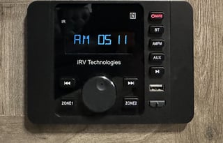 SLEEPS 6 + Outdoor fridge & Grill