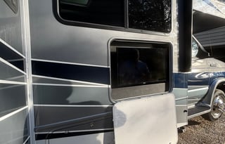 Easy Drive- Easy Set Up Class C!