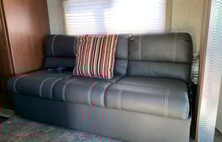 2011 Fleetwood RV Tioga Class C, DSL 24D