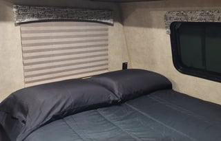 Dream Creek Comfort with dinette slide and bunks