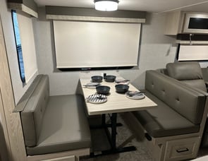 Forest River RV Flagstaff Super Lite 27FBlK