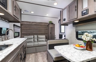 22FT Gulf Stream Ameri-Lite | Family Friendly