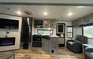 Adventure RV • Pet Friendly • Delivery Available