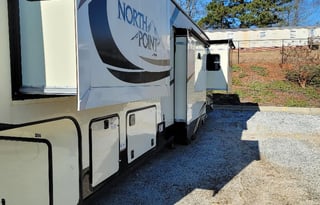 2016 Jayco North Point 387RDFS