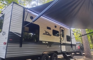 Little Lux Camper | Cozy Couples Getaway