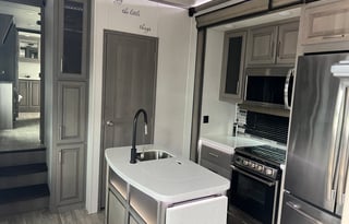 2021 Montana RV – Optional Truck Rental Available!