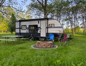 Forest River RV Cherokee Wolf Pup 18RJB