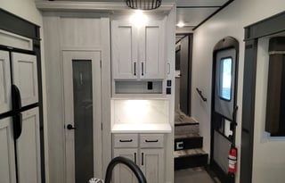 Keystone Montana High Country 351BH