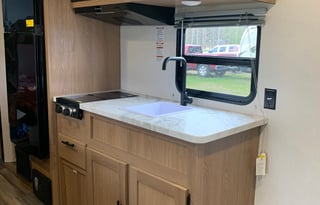 26’ Easy Tow Travel Trailer –Cozy Bunks, Queen Bed