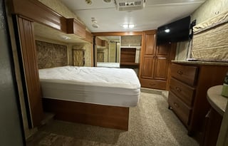 Keystone – 2nd Bed Room w/ Half Bath Sleeps 10